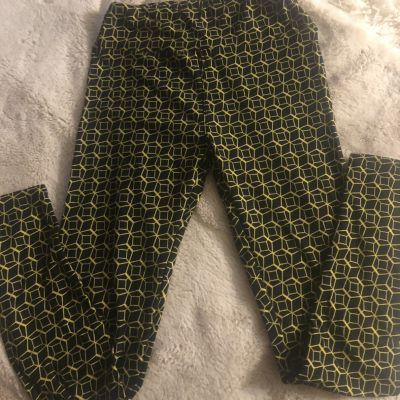 LuLaRoe OS Leggings Pants Pajamas Waist 24” inseam 25” New Comfort Stretch